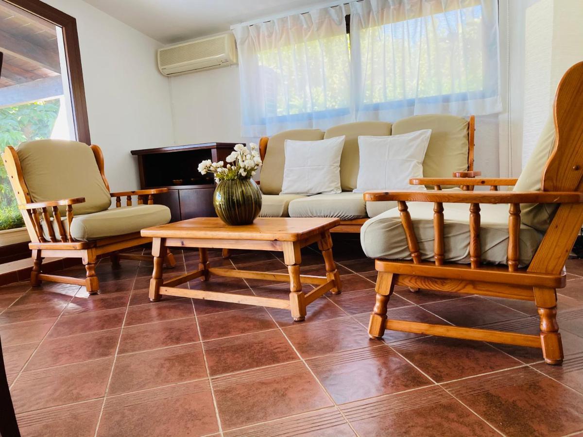 Villa Anita San Michele Salentino Εξωτερικό φωτογραφία